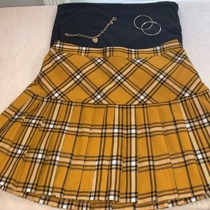 Plaid yellow skirt